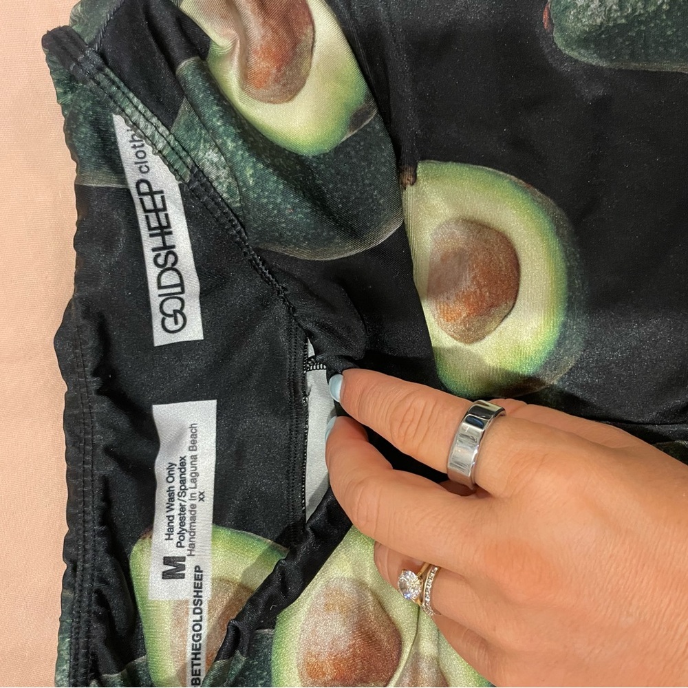 AVOCADO LEGGINGS - Picture 2 of 3